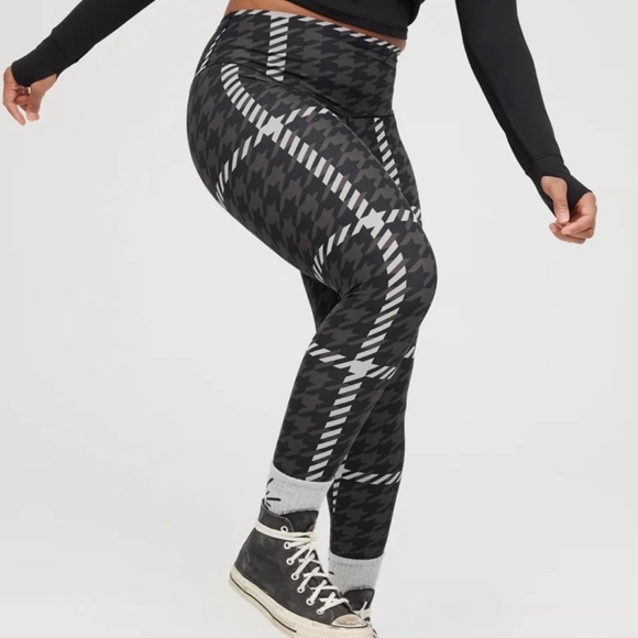 NO OFFERS ! AERIE set 🖤 - Picture 2 of 15